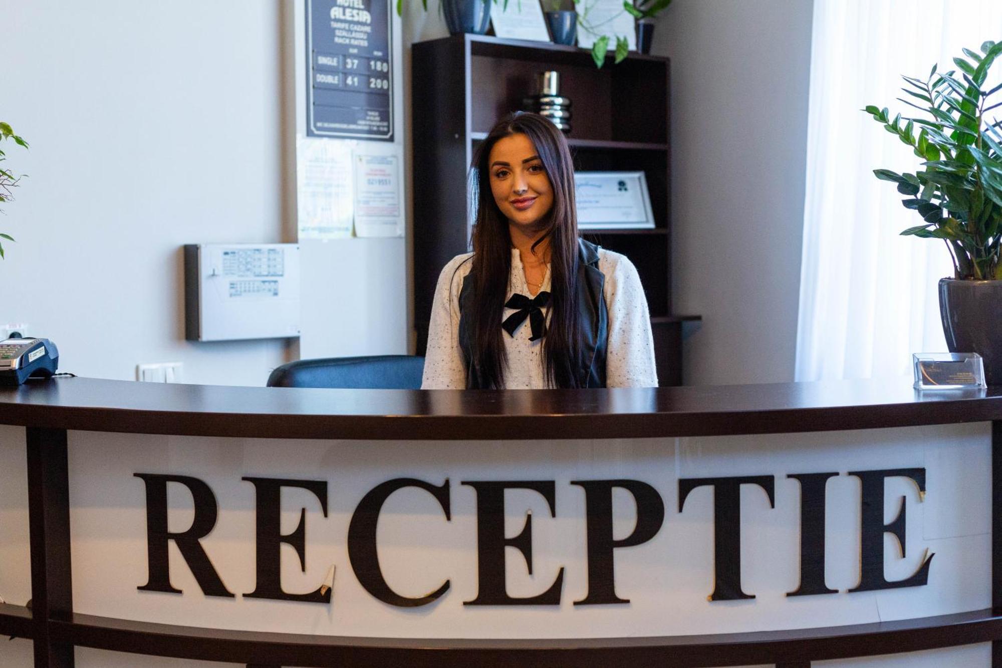 Hotel Restaurant Alesia Corunca Екстериор снимка